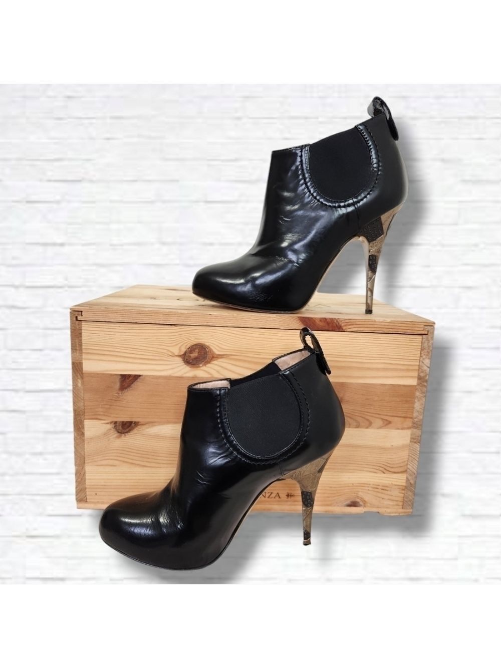 Giuseppe Zanotti Black Patent Leather Ornate Stiletto Heel Ankle Bootie Size 36